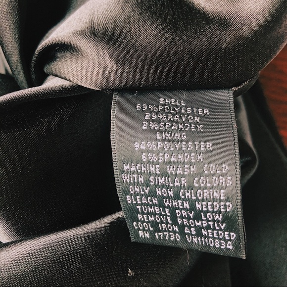 BANANA REPUBLIC WOMENS CLASSY DRESS - Picture 3 of 4